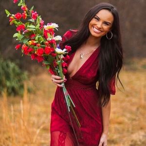 Meet your Posher, Sierra